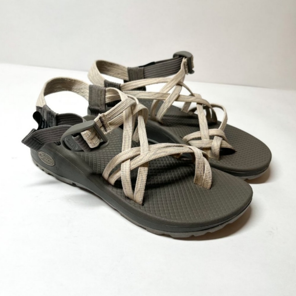 Chaco Z Cloud Sandals Women Size 7 Cream Toe Loop Adjustable Waterproof